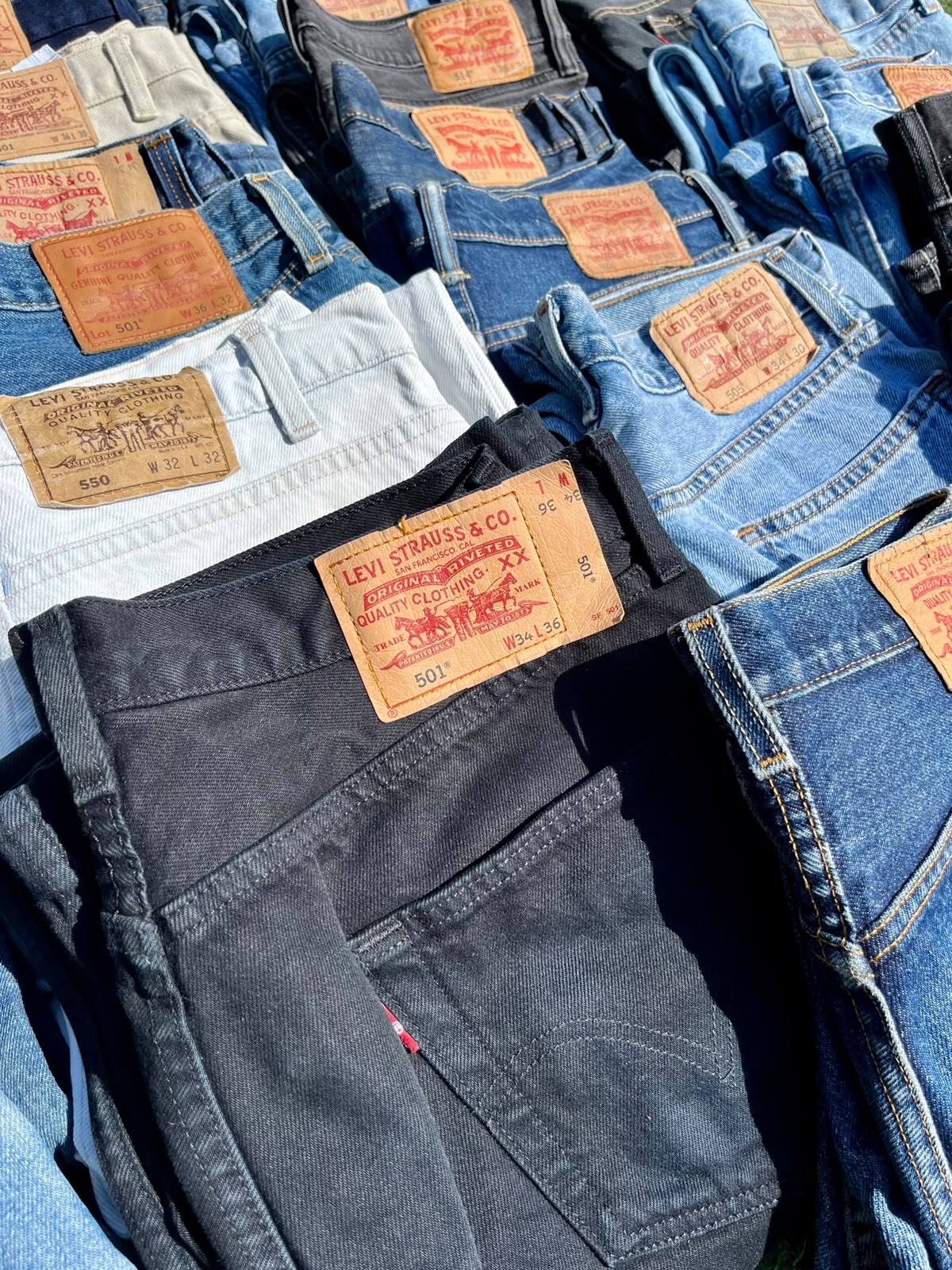 Box kg Levi’s jeans grado A