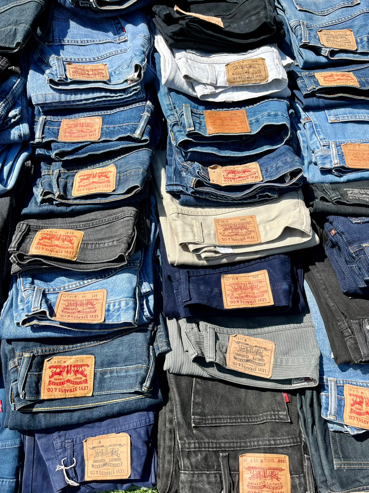 Box kg Levi’s jeans grado A